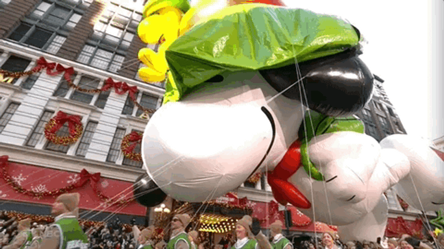 Snoopy Giant Balloon GIF