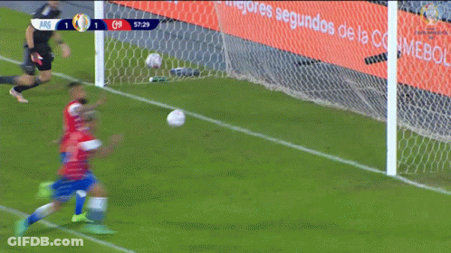 Soccer Game Argentina Vs Ghana GIF
