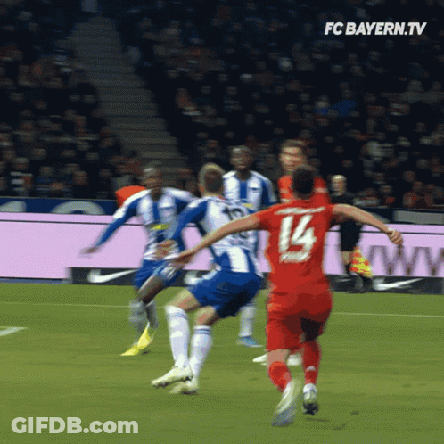 Soccer Game On FC Bayern.tv GIF