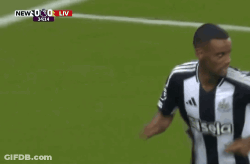 Soccer Player In Black And White Pela Jersey GIF