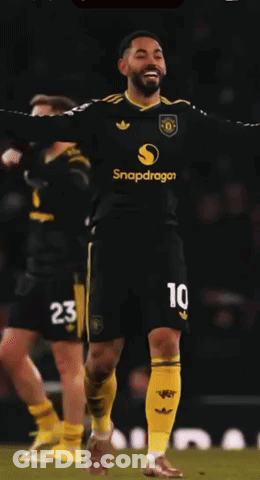 Soccer Player In Black Jersey With Snapdragon GIF