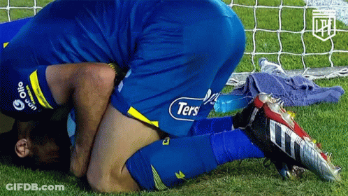 Soccer Player In Blue Shorts Saying Ters GIF