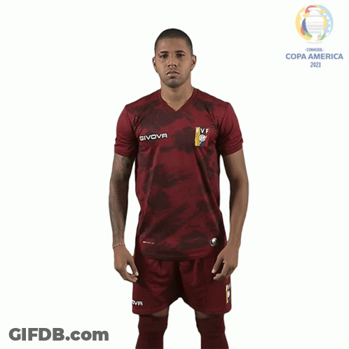 Soccer Player In Givova Jersey GIF