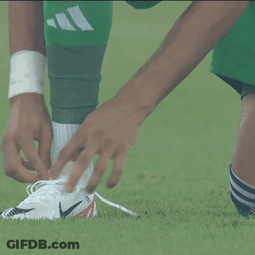 Soccer Player In Green Jersey Number 17 GIF