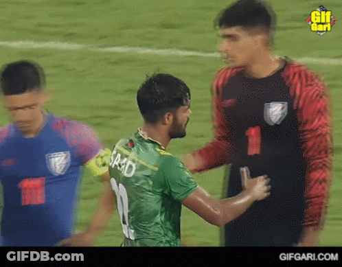Soccer Player In Green Jersey Number 20 GIF