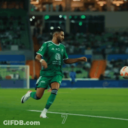 Soccer Player In Green Jersey Number 7 GIF