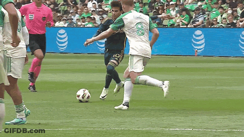 Soccer Player In Green Jersey Number 8 GIF