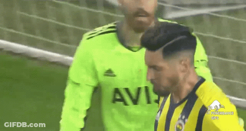 Soccer Player In Green Jersey Saying Avis GIF