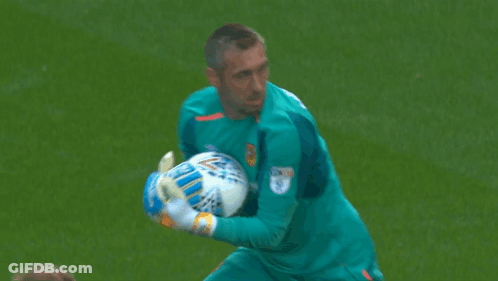 Soccer Player In Green Jersey Saying Pesa GIF