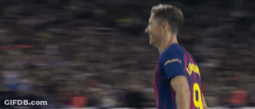 Soccer Player In Nike Jersey With Yellow Circle GIF