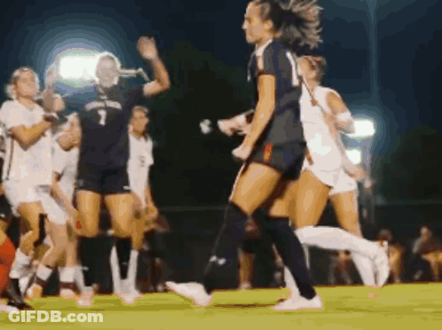 Soccer Player In Number 7 Jersey Running GIF