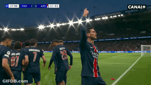 Soccer Player In Number 87 Jersey GIF