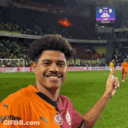Soccer Player In Orange Shirt Saying Lyonner GIF