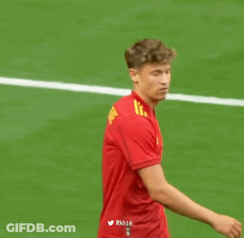 Soccer Player In Red Jersey Number 16 GIF