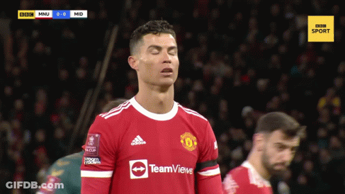 Soccer Player In Red Teamviewe Shirt GIF