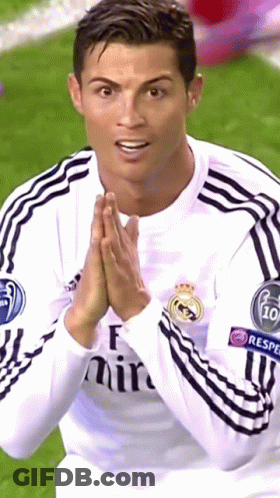 Soccer Player In Red Teamviewe Shirt GIF