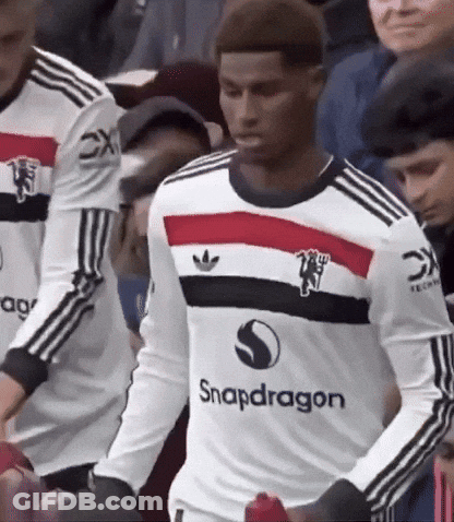 Soccer Player In Snapdragon Jersey GIF