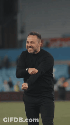 Soccer Player In Yellow AIA Jersey GIF