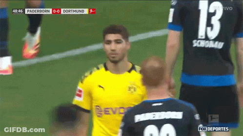 Soccer Player In Yellow Jersey Number 13 GIF