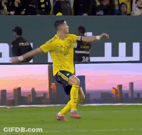 Soccer Player In Yellow Jersey Number 34 GIF