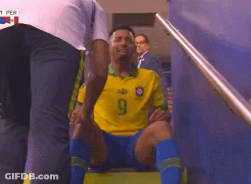 Soccer Player In Yellow Jersey Number 9 GIF