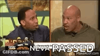 Soccer Player In Yellow Jersey Number 9 Running GIF