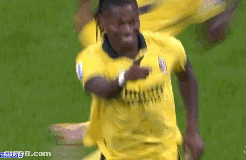 Soccer Player In Yellow Jersey Vitality GIF