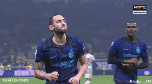 Soccer Player Number 20 Running On Field GIF