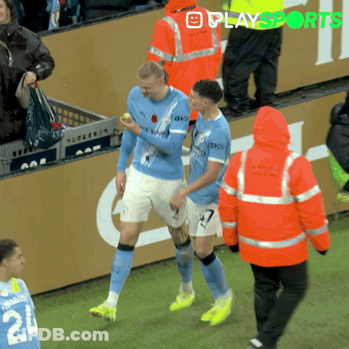 Soccer Player Number 21 On Shorts GIF