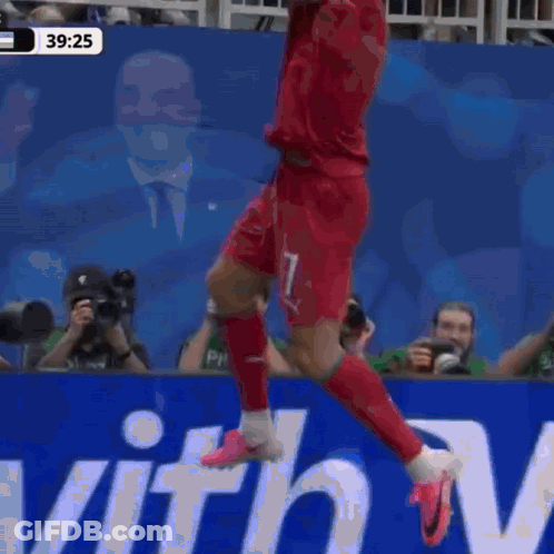 Soccer Player Number 7 GIF