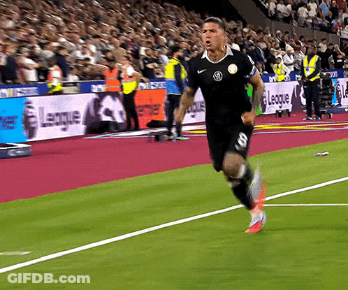 Soccer Player Number 8 Running GIF