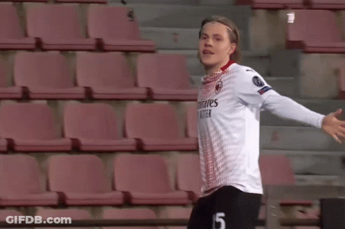 Soccer Player Wearing Emirates Shirt GIF
