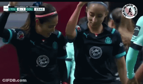 Soccer Player Wearing Sello Rojo Shirt GIF