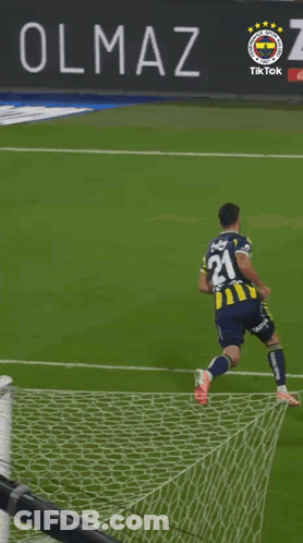 Soccer Player With Number 21 GIF