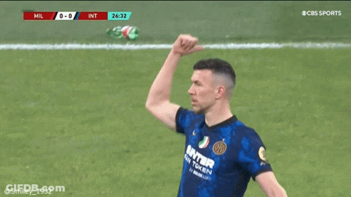 Soccer Player With Sprinter Can Token Jersey GIF