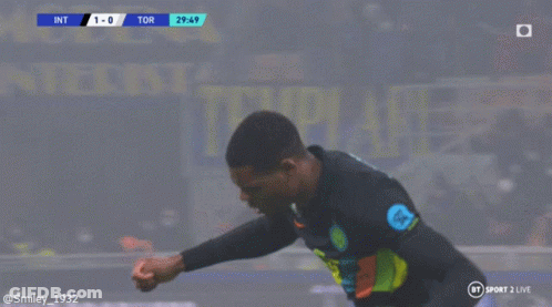 Soccer Player With Tor Jersey GIF