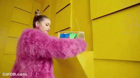Sofia Reyes GIF