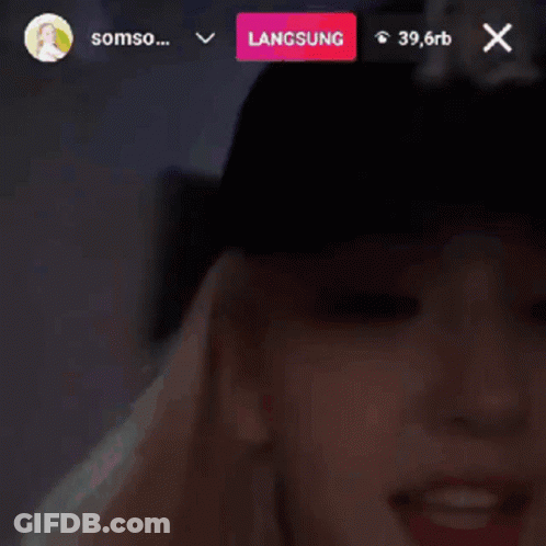 Somi Reaction Somi Nervous GIF