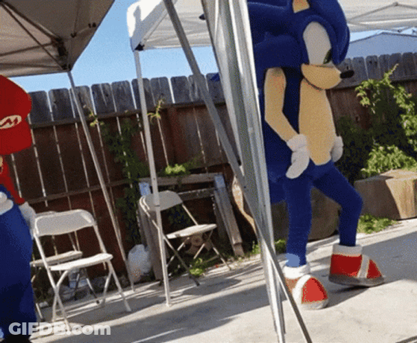 Sonic Doing Moonwalk GIF