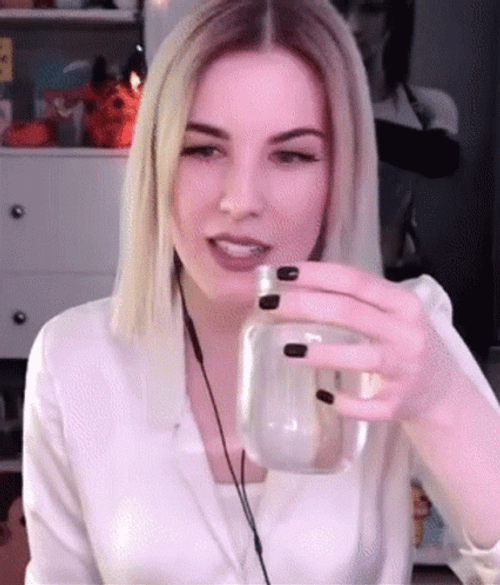 Spit Water Girl Pout Lips To Stop Burst GIF