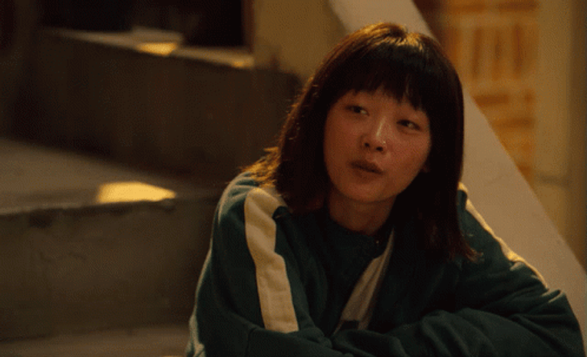 Squid Game Kang Sae-Byeok And Ji-Yeong GIF