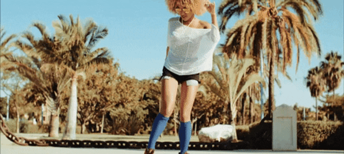 Stanky Leg Girl Dancing GIF