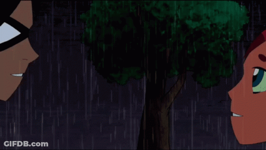Starfire And Robin Kissing GIF