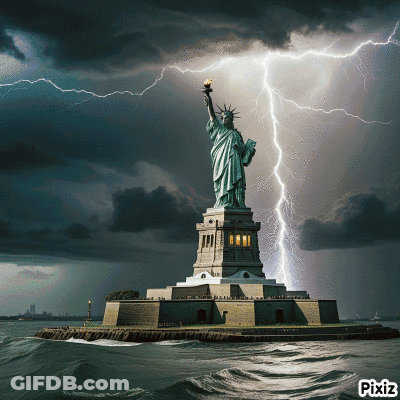 Statue Of Liberty With Lightning Strikes Pixiz GIF