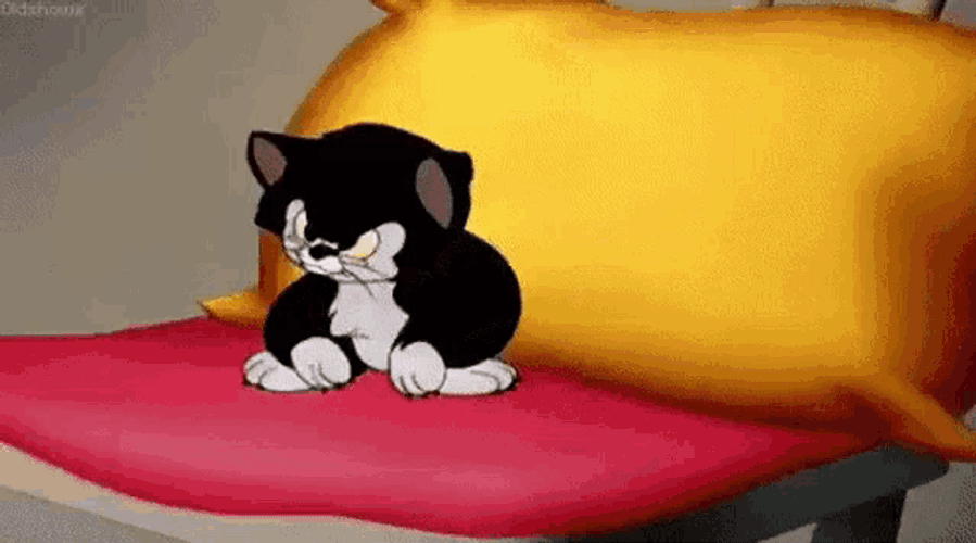 Stillesque GIF