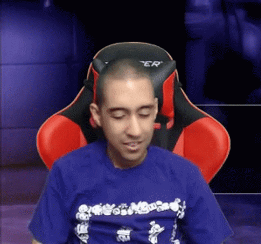 Streamer Boy No Money Wallet Throw GIF