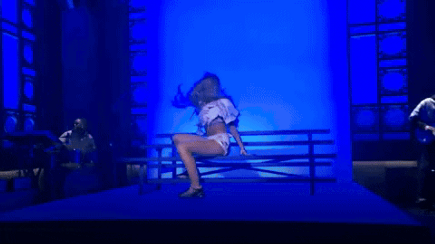 Stud Woman Real Head Turner GIF