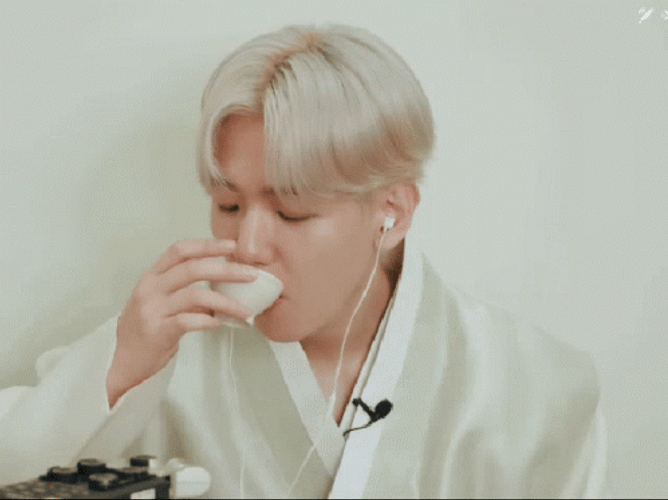 Surprised EXO Baekhyun Hot GIF