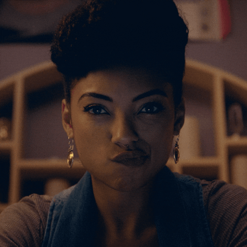 Sus Logan Browning GIF