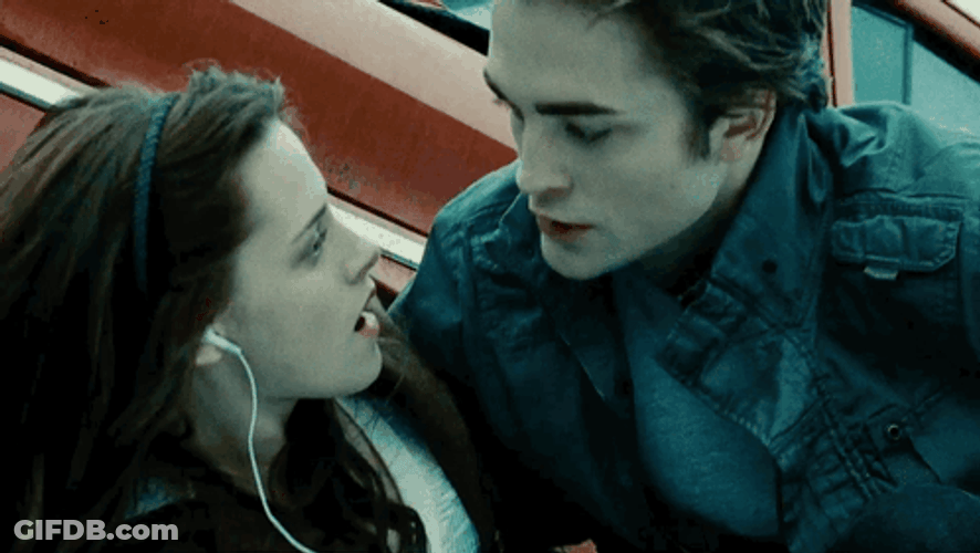 Sweet Encounter Edward Cullen Isabela Swan GIF